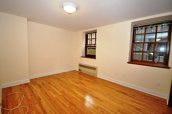 Rented by Corcoran | media 21