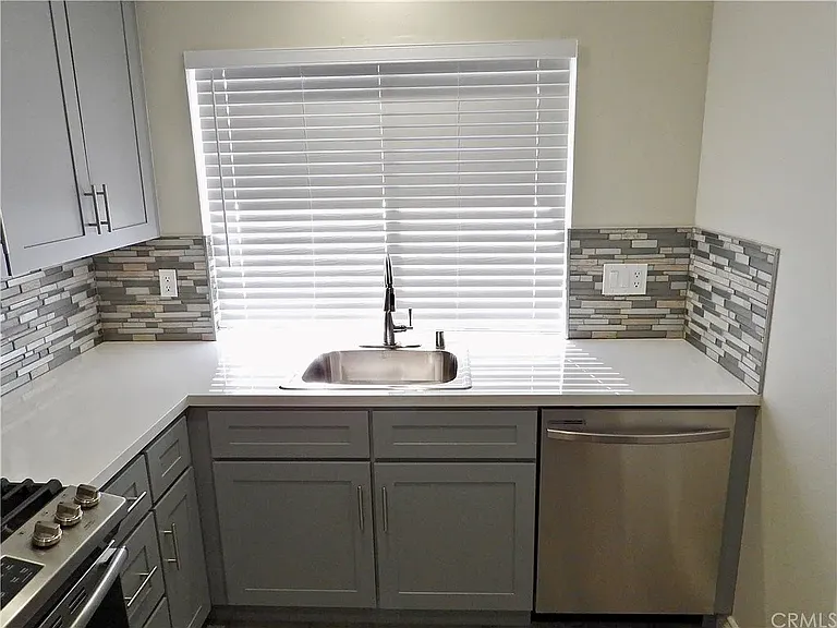 20091 Avenida Del Norte — Photo 11