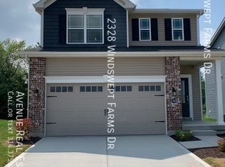 2328 Windswept Farms Dr, Eureka, MO 63025