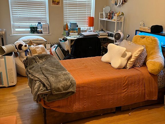 4th image of 70 Joy St APT 2