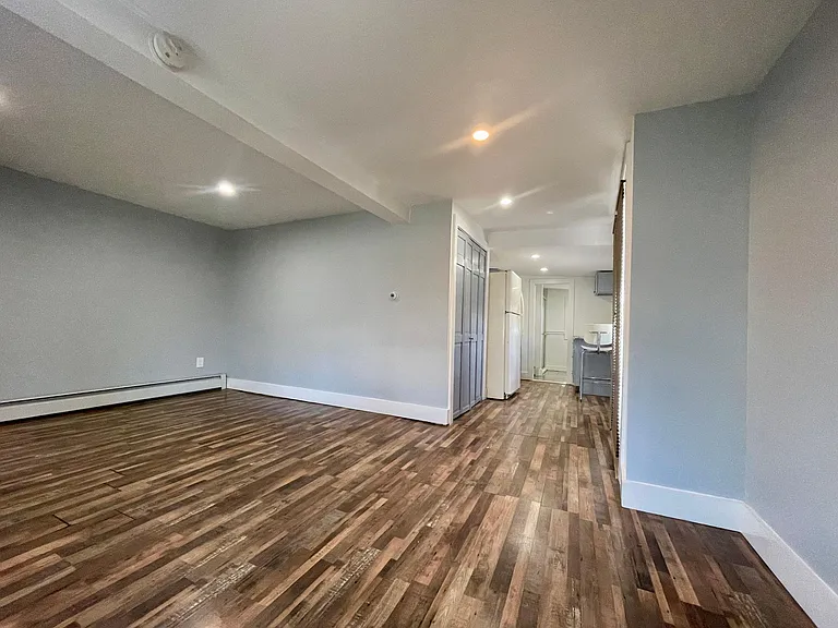 2 Chatham Dr #2 — Photo 4