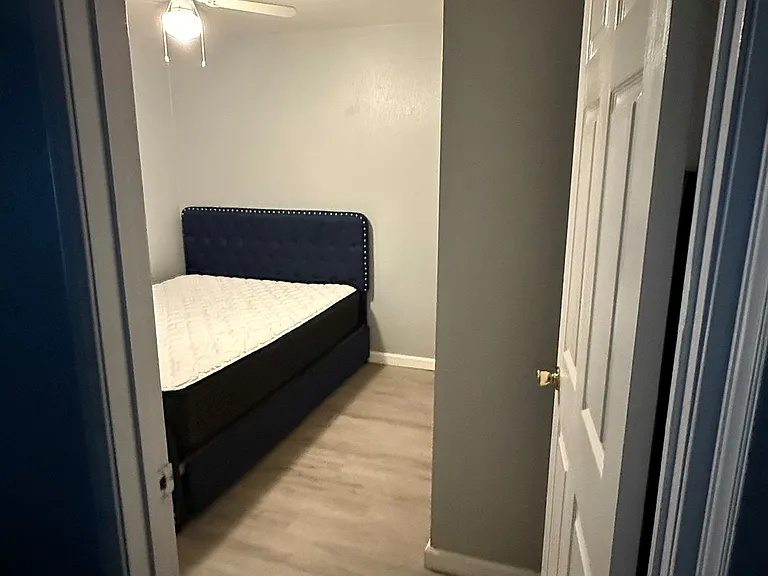 Baffin Dr — Photo 1