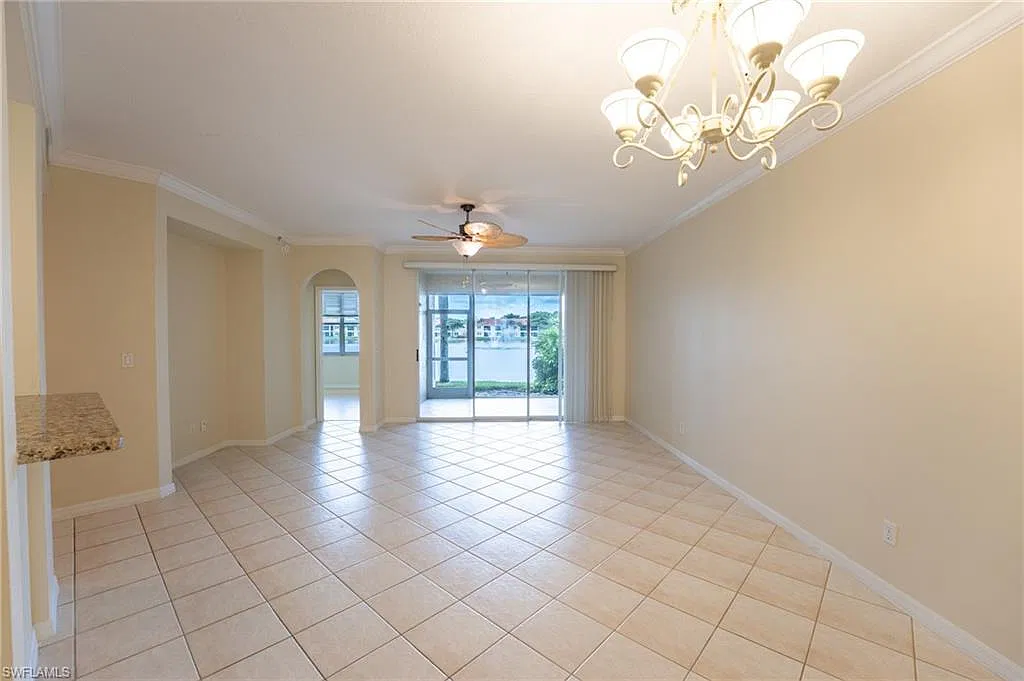 2 bed, 2.0 bath, 1207 sqft, $2,300 — Photo 3