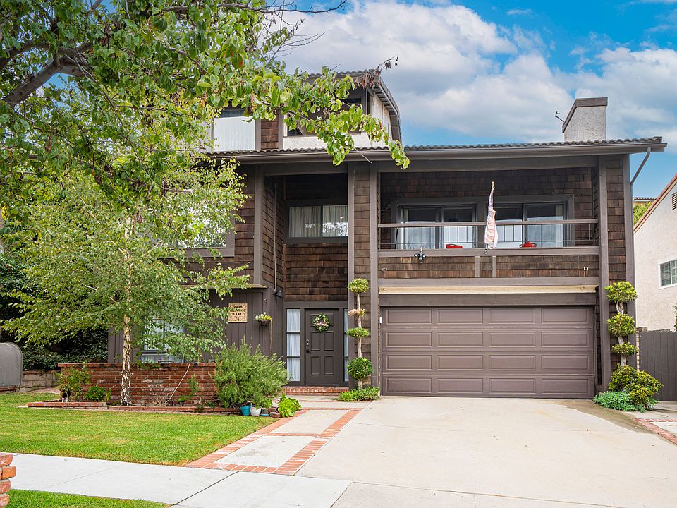 1st image of 2938 Oakwood Ln