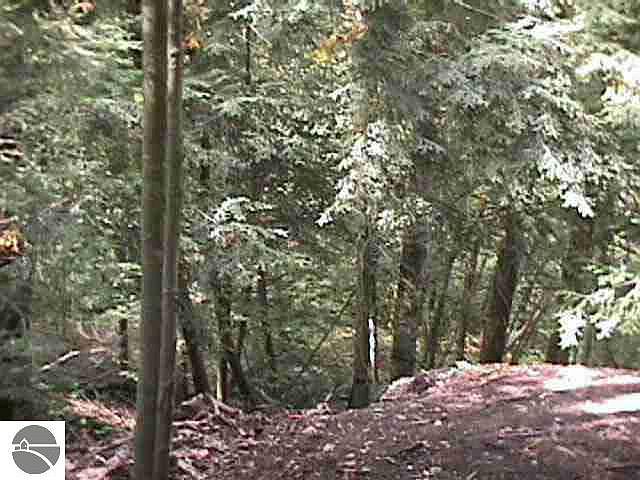 2nd image of 1195 Kenneth Dr