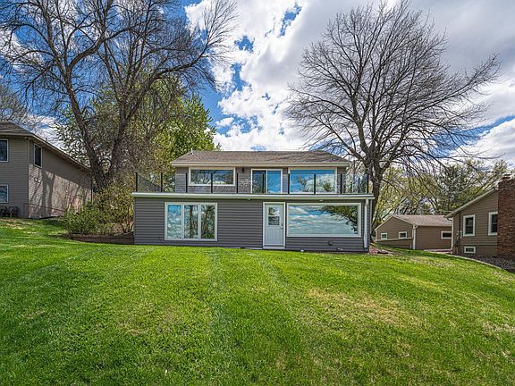 4th image of 2050 Lake View Dr