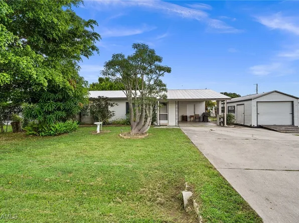 2107 Parker Ave, Fort Myers, FL 33905