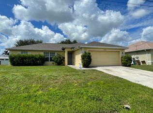 1908 NE 7th Ave, Cape Coral, FL 33909