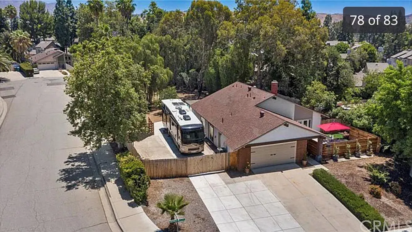 5242 Wainwright Ct — Photo 3