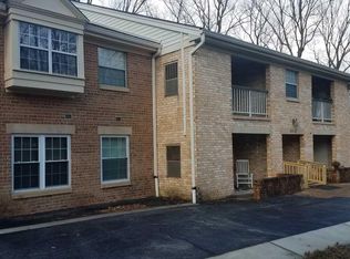 5918 Cove Landing Rd APT 102, Burke, VA 22015