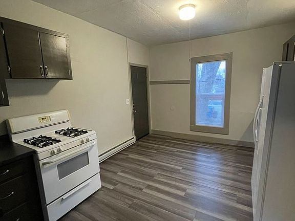 2nd image of 1108 Rose St #1