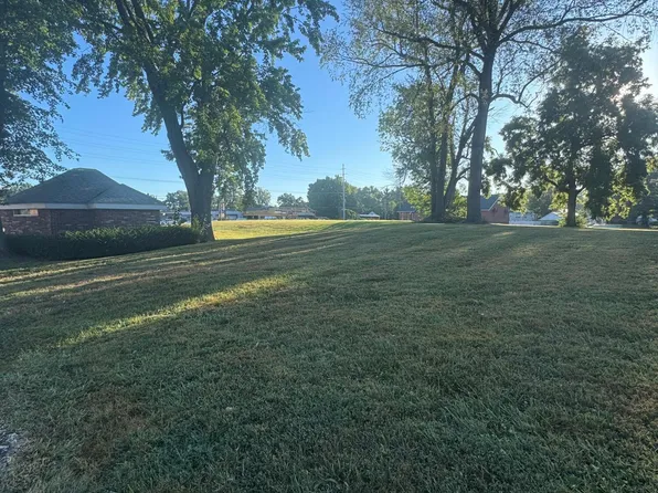 2006 Rockford Ln, Louisville, KY 40216