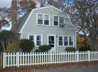 15 Circuit Ave, Wareham, MA 02571