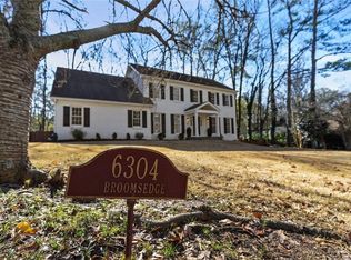 6304 Broomsedge Trl, Peachtree Corners, GA 30092