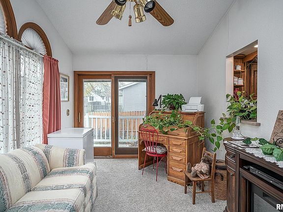 5th image of 2920 High Point Dr