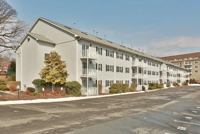 1st image of 10 Chestnut St APT A203