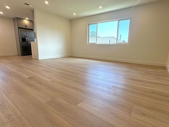 5th image of 3436 Madera Ave APT 2