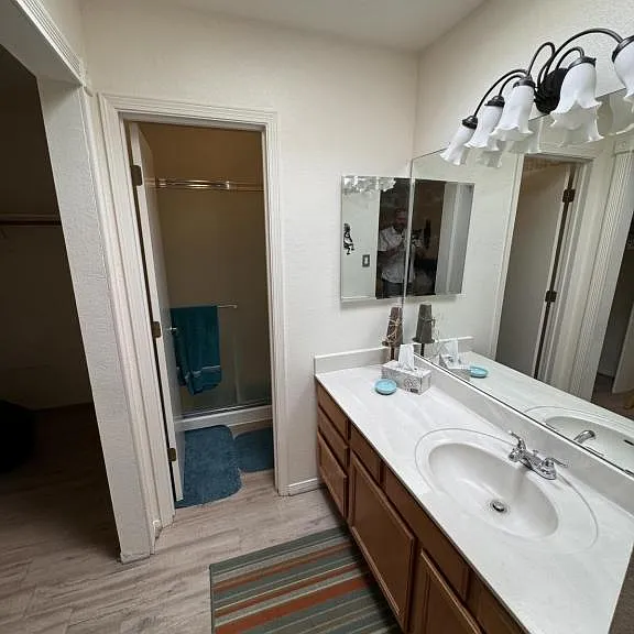 4921 Edwards Dr NE — Photo 13