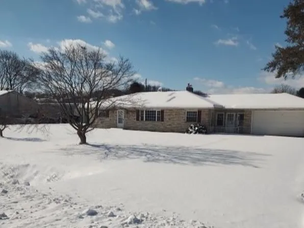 1150 S Market St, Selinsgrove, PA 17870