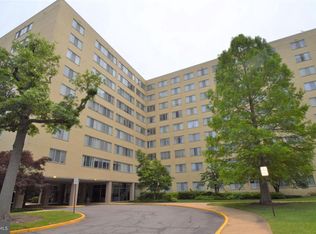 6621 Wakefield Dr APT 607, Alexandria, VA 22307