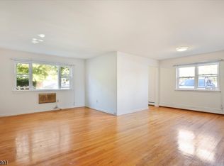 300 Claremont Ave, Verona Twp., NJ 07044