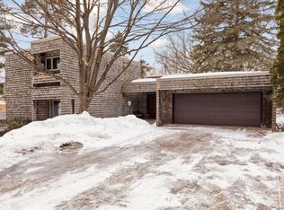 1045 Davern St, Saint Paul, MN 55116