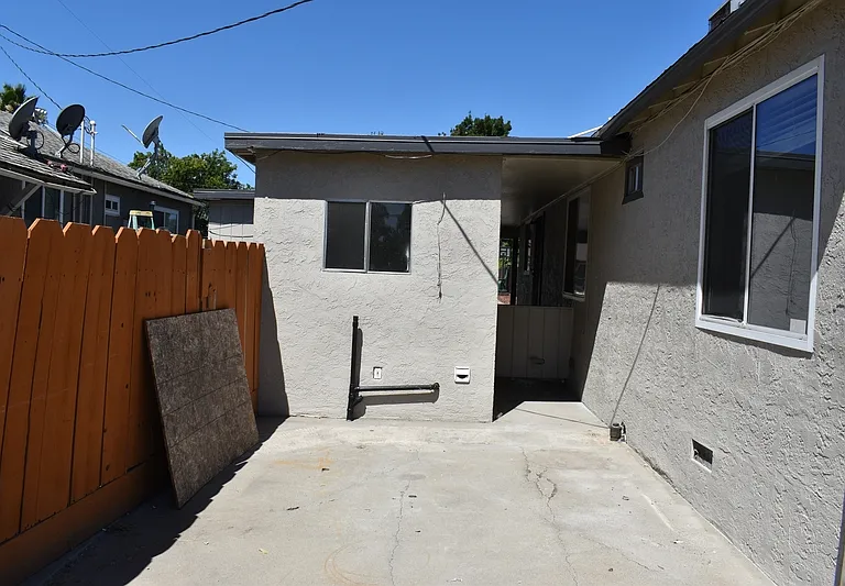 1333 Frank Ave — Photo 24