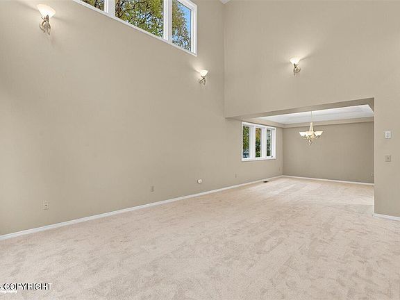 5th image of 3331 Whiteney Cir