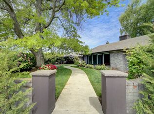9160 NE 19th St, Bellevue, WA 98004