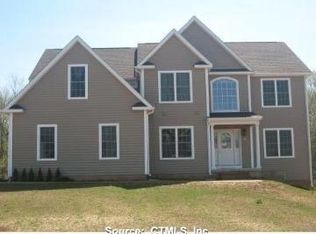 5 Jennifer Ln, Cromwell, CT 06416