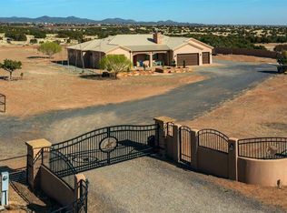28 Penny Ln, Santa Fe, NM 87507