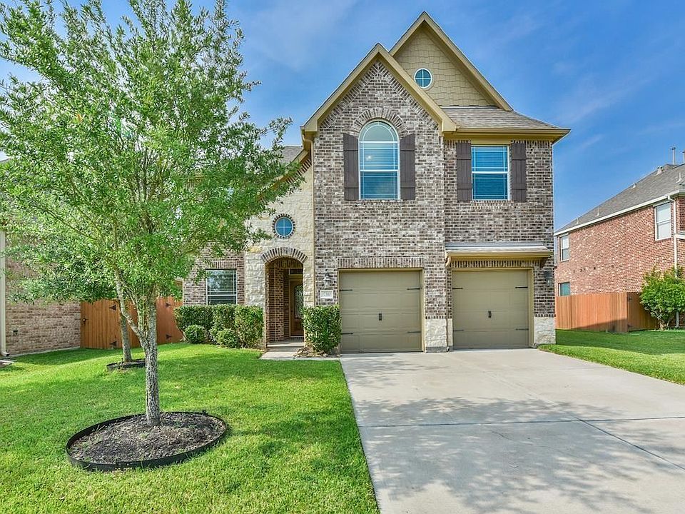 1st image of 17310 Aldenwilds Ln