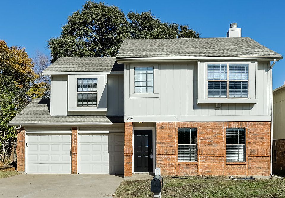 1st image of 829 Wyndham Pl