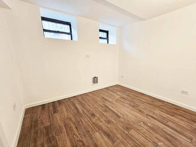 321 Malcolm X Blvd #1A — Photo 6