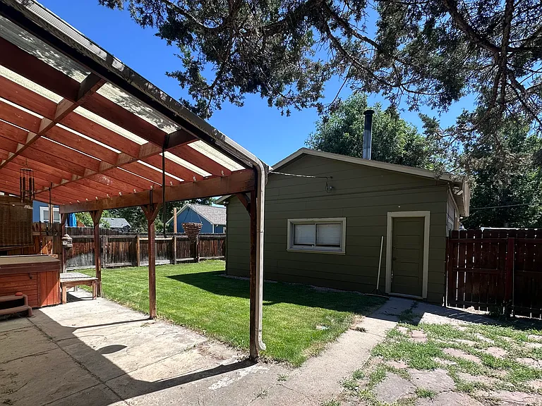 210 N Shields St — Photo 2