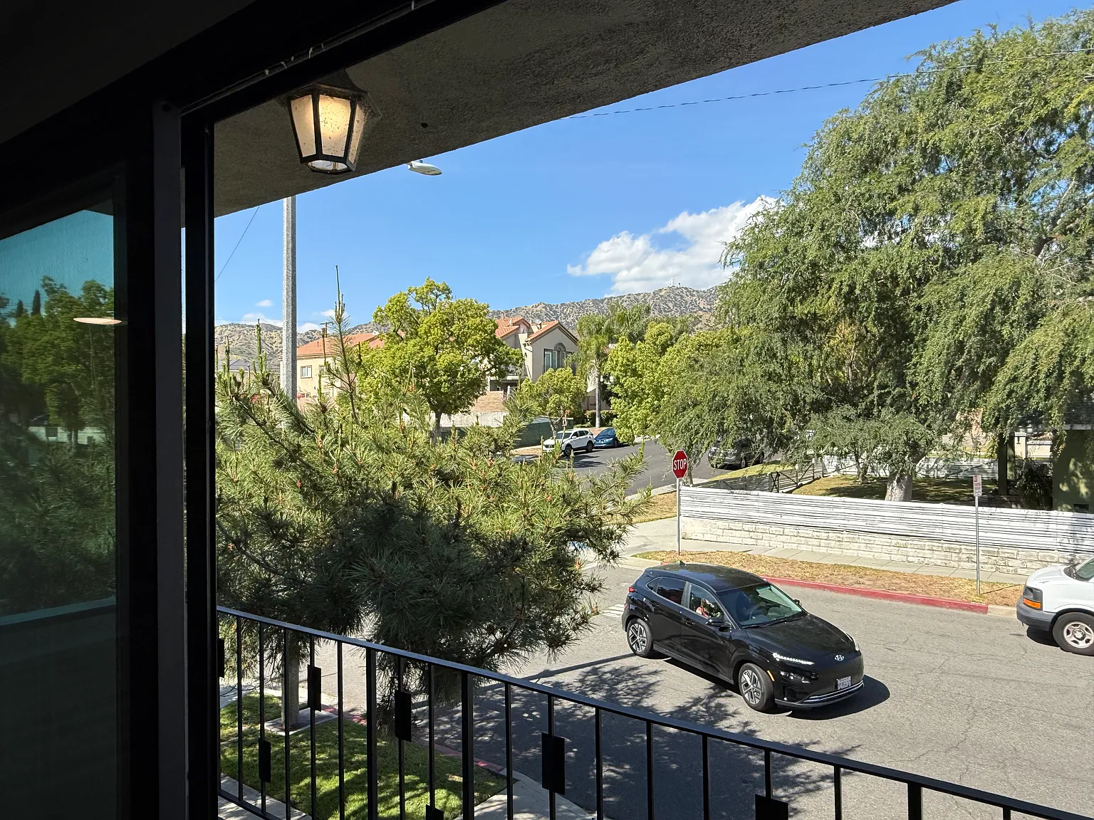2 bed, 1100 sqft, $2,895 — Photo 3