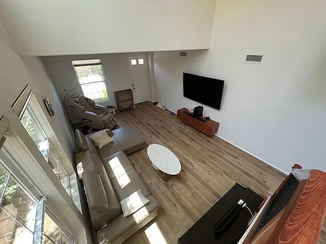 2546 Hibiscus St — Photo 12