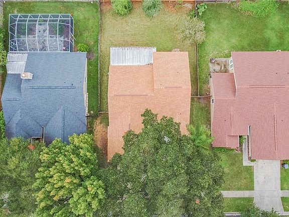4th image of 8751 Hampden Dr