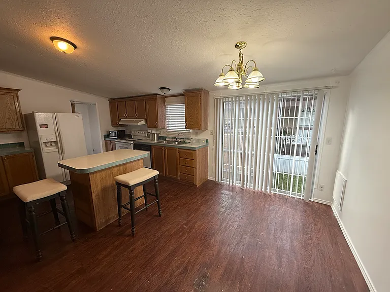 11101 E Sunset Dr — Photo 9