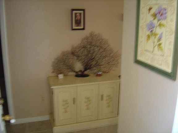 3rd image of 586 Bahia Cir #A