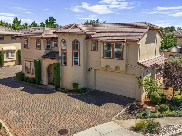 1969 Salzburg Trl, Redding, CA 96003