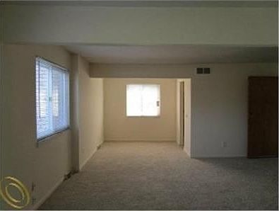 3rd image of 21536 Saint Gertrude St