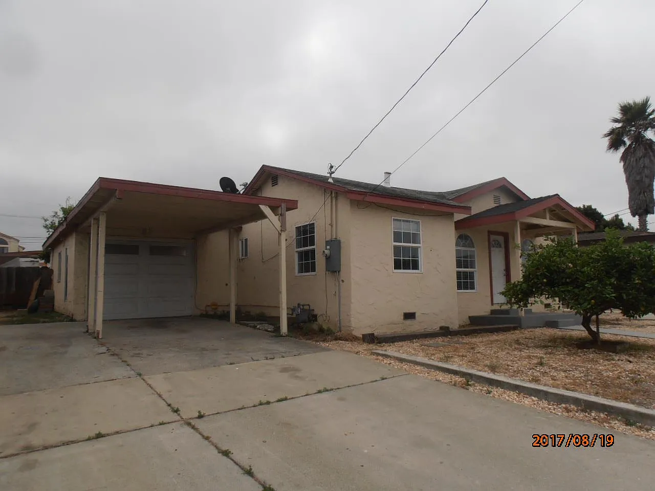 1648 Hilton St photo 1