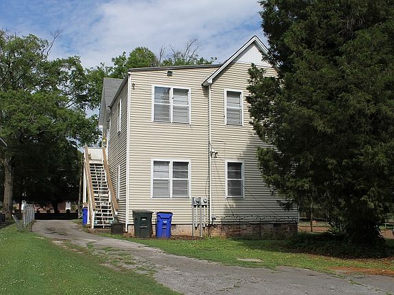 5th image of 813 N Wood Ave #A