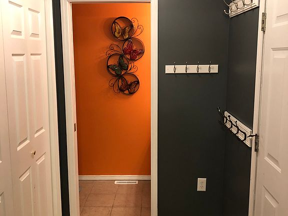 5th image of 2915 Clearwater Ave