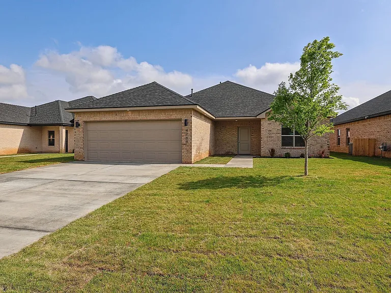 4709 Scotty Dr — Photo 1