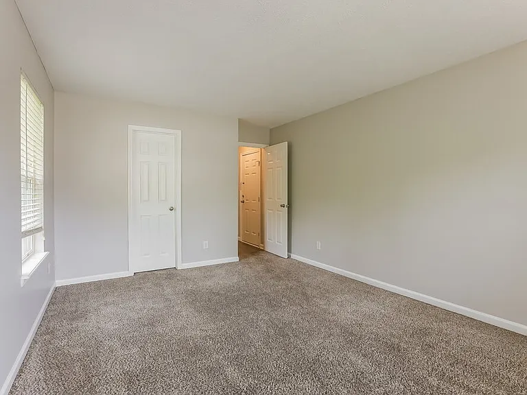 1852 Kayla Dr — Photo 12