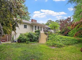 809 Lake Boone Trl, Raleigh, NC 27607
