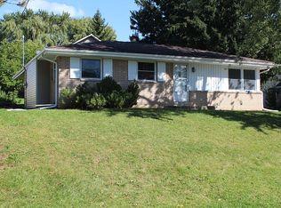 2232 W Mangold Ave, Milwaukee, WI 53221