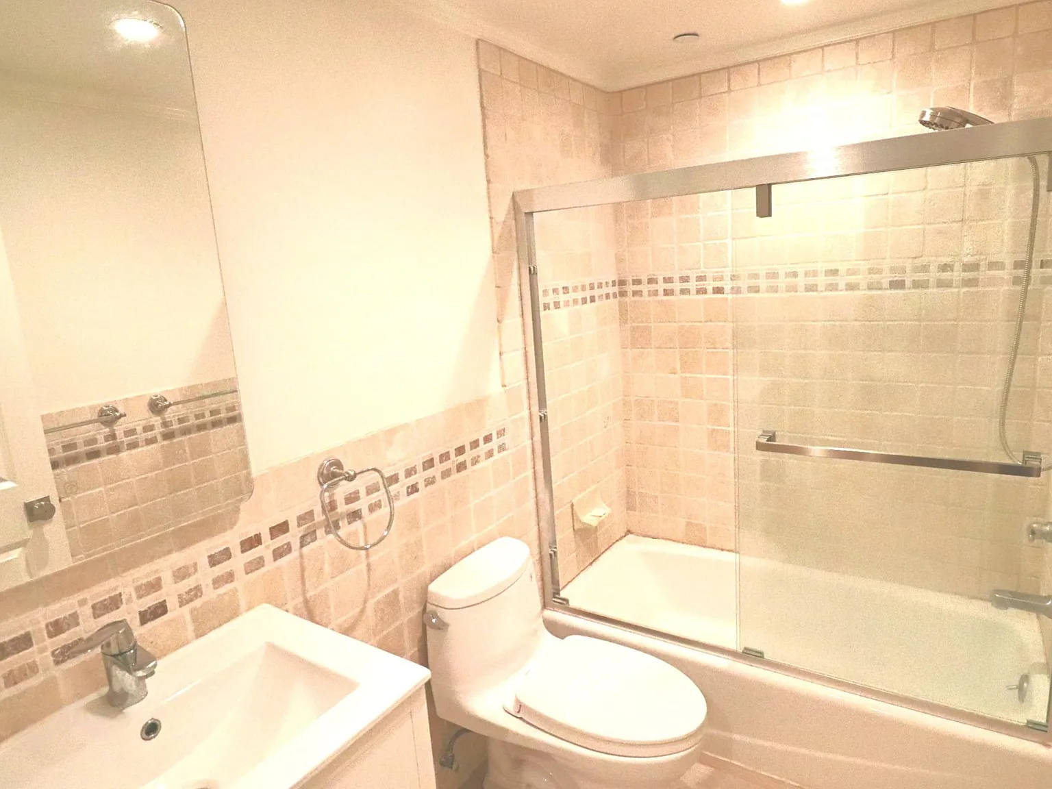 Studio, 500 sqft, $3,495 — Photo 3